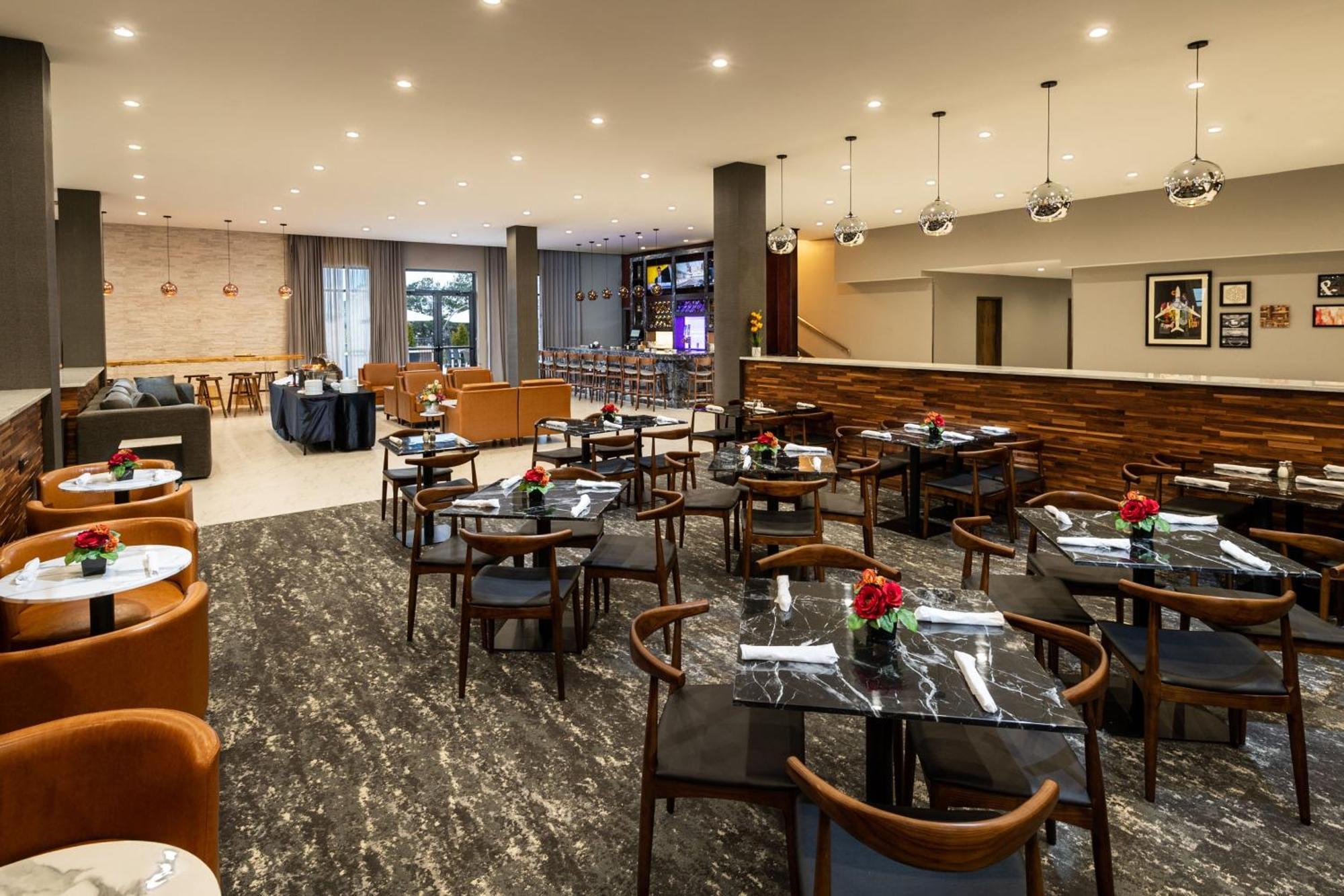 亚特兰大机场西福朋喜来登酒店 大学公园 外观 照片